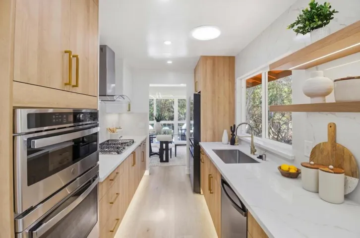 1255 North Road, Belmont, California 94002