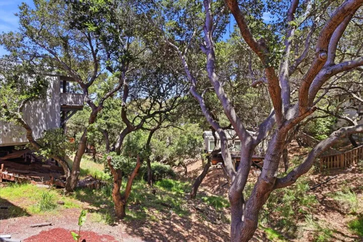 1255 North Road, Belmont, California 94002