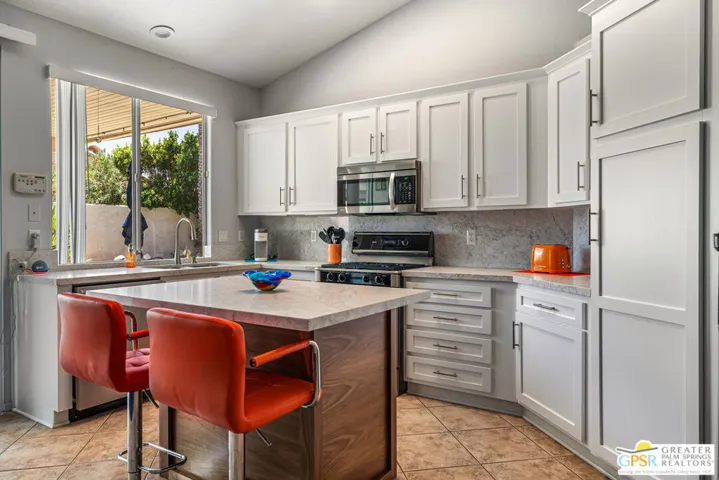 68189 Seville Court, Cathedral City, California 92234