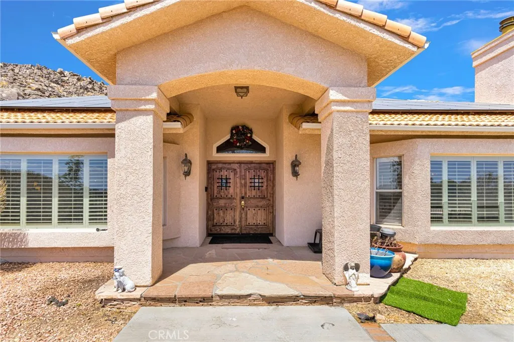 20430 Rancherias, Apple Valley, California 92307 — photo 4