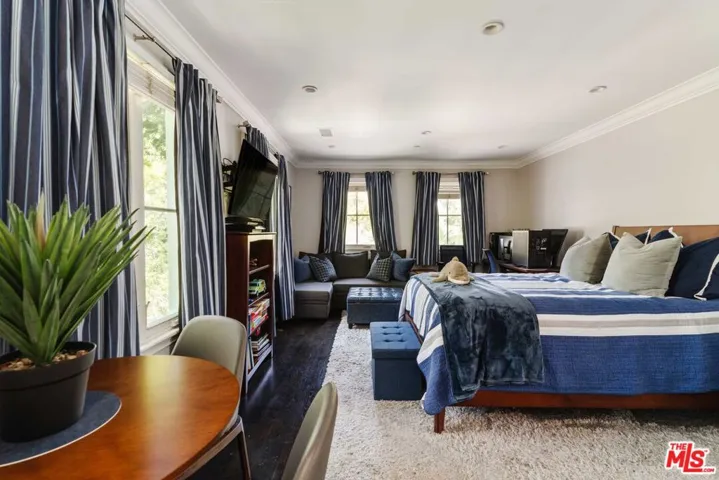 Guest Suite #1