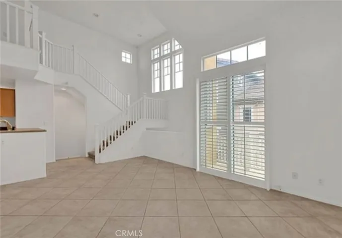 Cute balcony off living room
