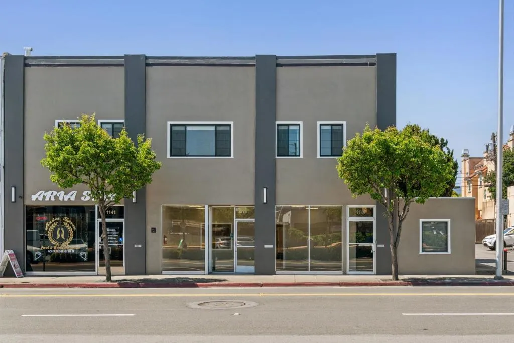 1147 California Dr