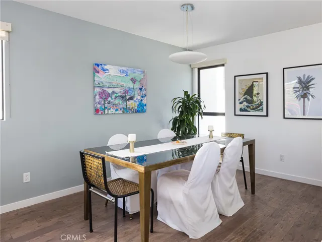 121 E Walnut, El Segundo, California 90245