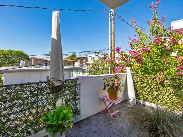 121 E Walnut, El Segundo, California 90245
