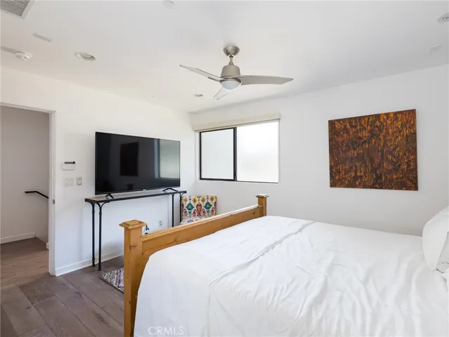 121 E Walnut, El Segundo, California 90245