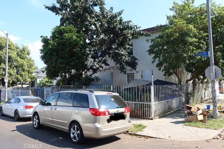 964 E 32nd, Los Angeles, California 90011