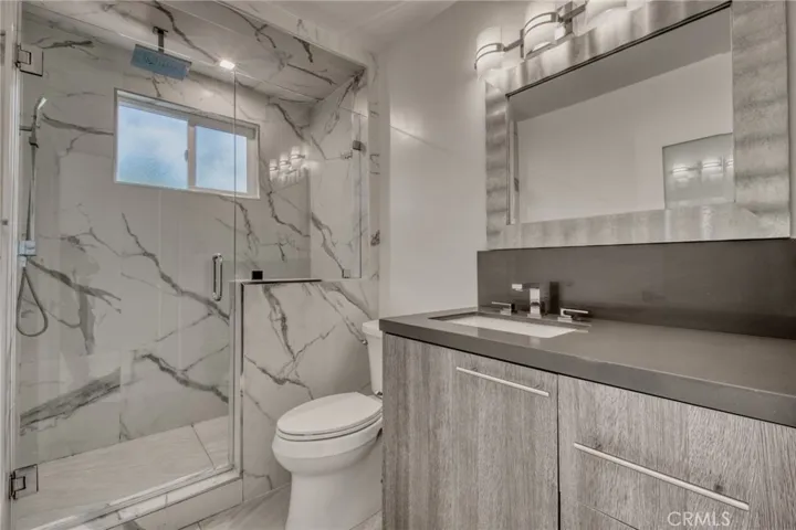 20516 Clark, Woodland Hills, California 91367