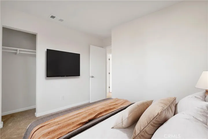 Virtually staged