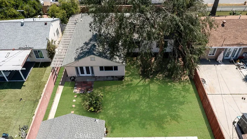 Virtually enhanced grass