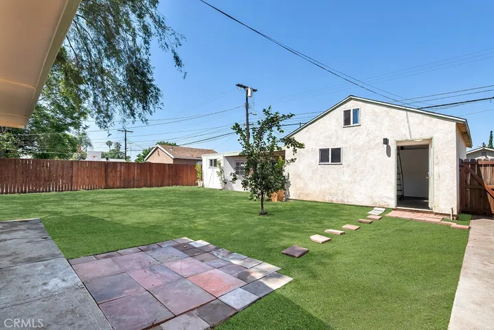 Virtually enhanced grass