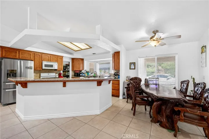 9562 Cambria Court, Phelan, California 92371