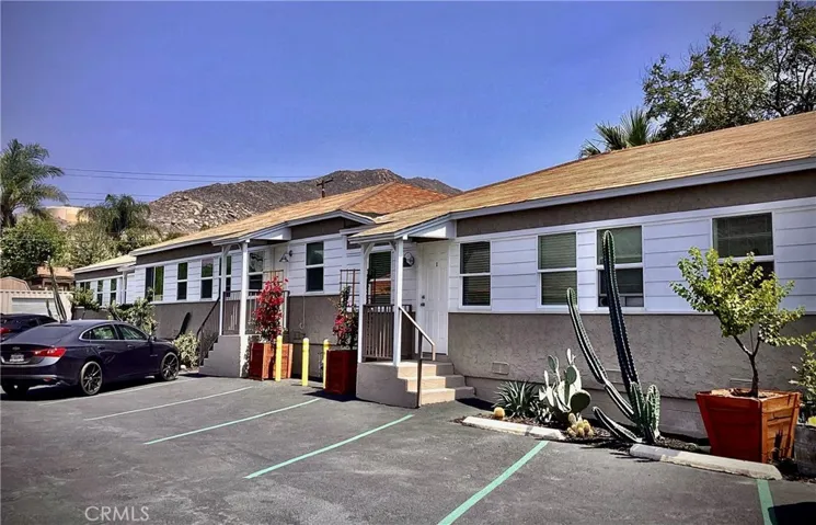 3295 Rubidoux, Jurupa Valley, California 92509