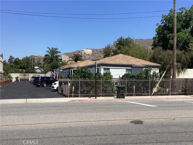 3295 Rubidoux, Jurupa Valley, California 92509