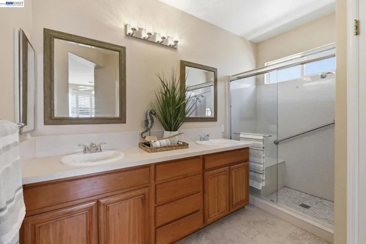 281 Black Amber Way, Brentwood, California 94513