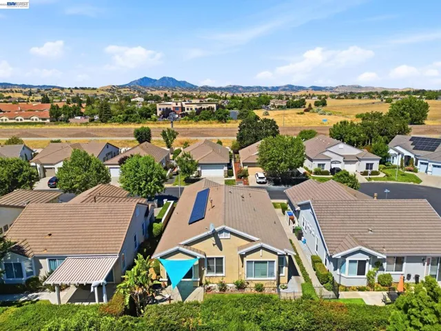 281 Black Amber Way, Brentwood, California 94513