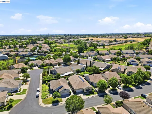 281 Black Amber Way, Brentwood, California 94513