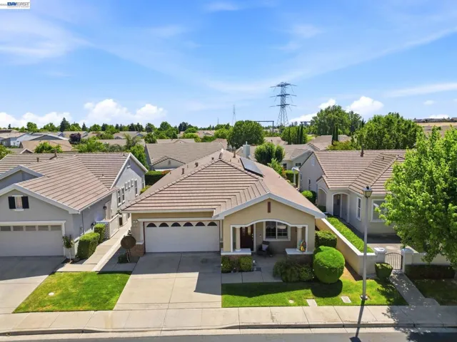 281 Black Amber Way, Brentwood, California 94513