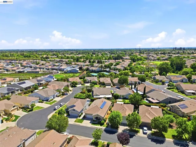 281 Black Amber Way, Brentwood, California 94513