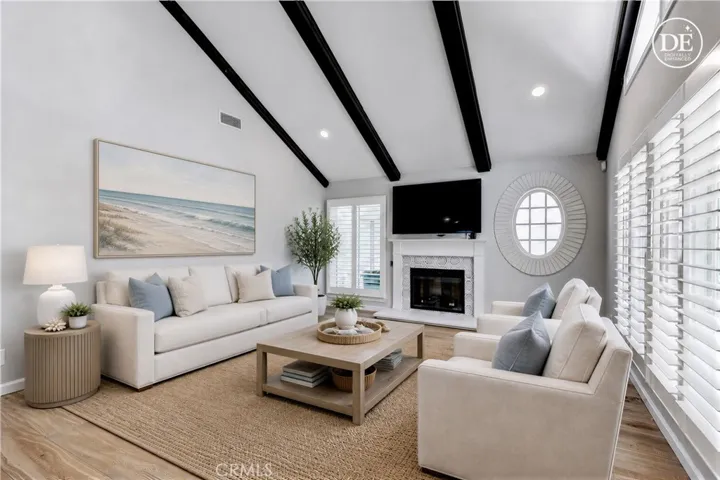 10 Cambridge, Manhattan Beach, California 90266