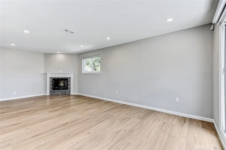 10 Cambridge, Manhattan Beach, California 90266