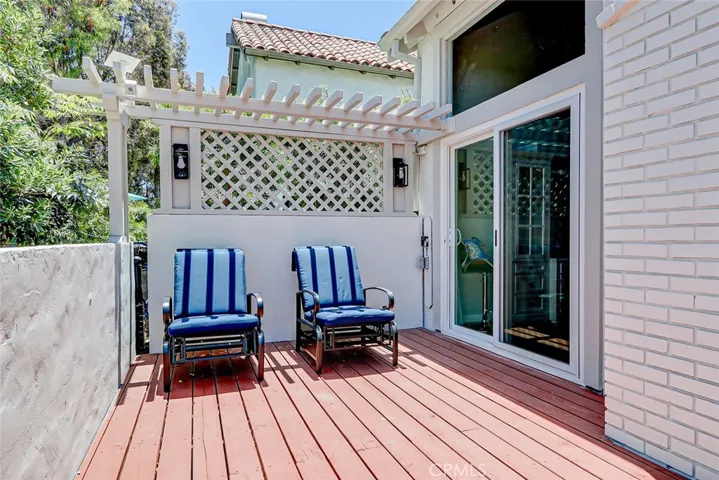 10 Cambridge, Manhattan Beach, California 90266