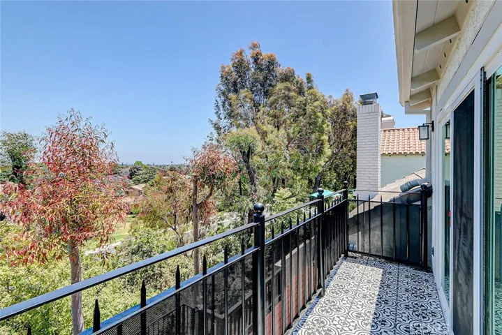 10 Cambridge, Manhattan Beach, California 90266