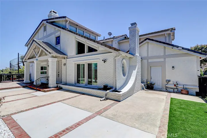 10 Cambridge, Manhattan Beach, California 90266