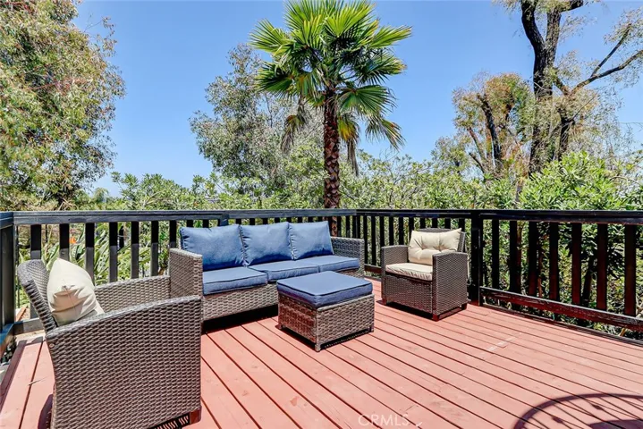 10 Cambridge, Manhattan Beach, California 90266