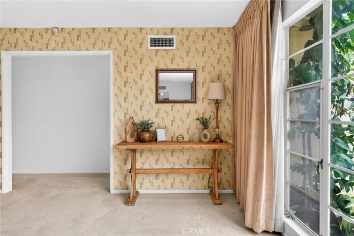 977 N Riverside, Rialto, California 92376