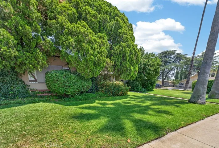 977 N Riverside, Rialto, California 92376