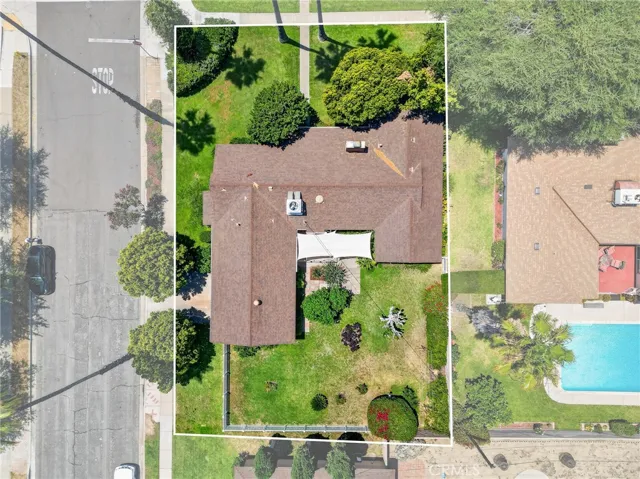 977 N Riverside, Rialto, California 92376