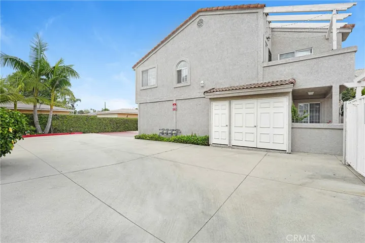 6551 Motz, Paramount, California 90723
