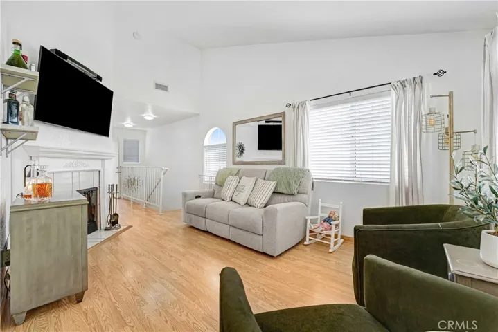 6551 Motz, Paramount, California 90723