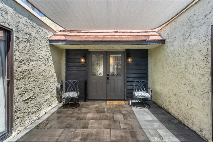 Courtyard View