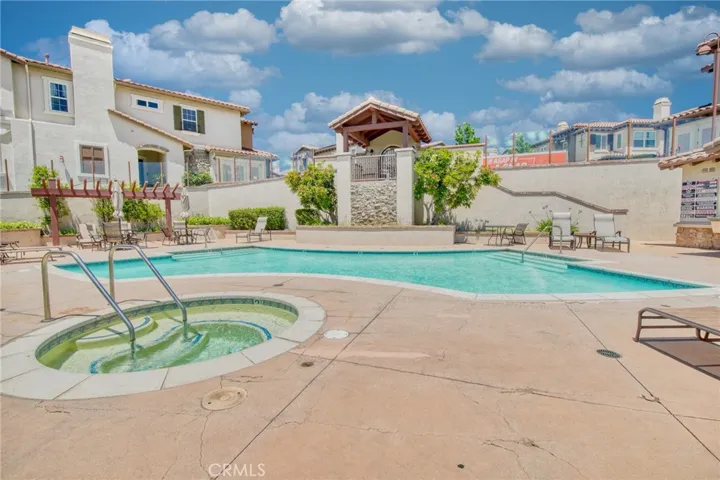 21976 Cortina, Chatsworth, California 91311