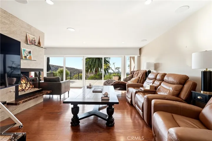 Living room with a fireplace