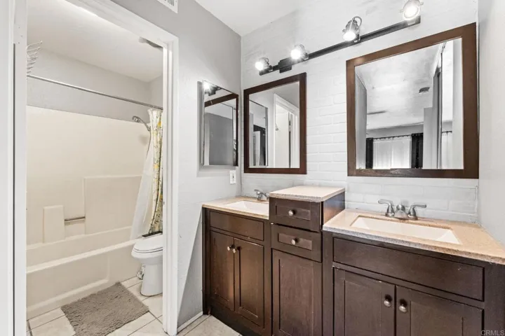 1510 Granite Hills Dr. A, El Cajon, California 92019