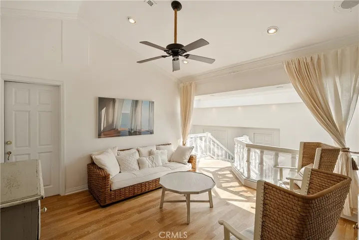 21 Ridgeline Drive, Newport Beach, California 92660