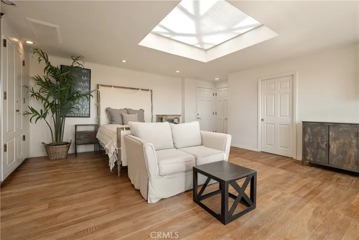 21 Ridgeline Drive, Newport Beach, California 92660