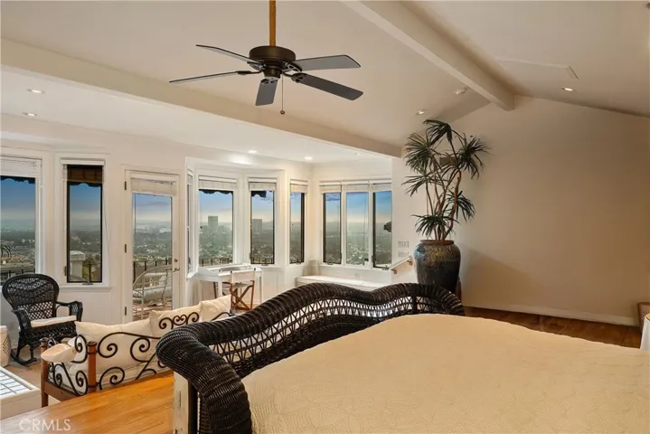 21 Ridgeline Drive, Newport Beach, California 92660