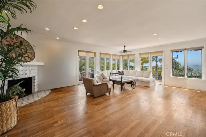 21 Ridgeline Drive, Newport Beach, California 92660