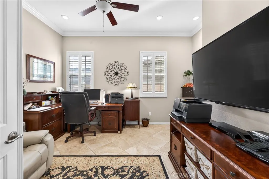 Recessed Lighting and Ceiling Fan in Den