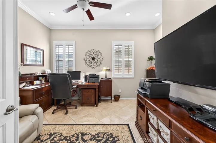 Recessed Lighting and Ceiling Fan in Den