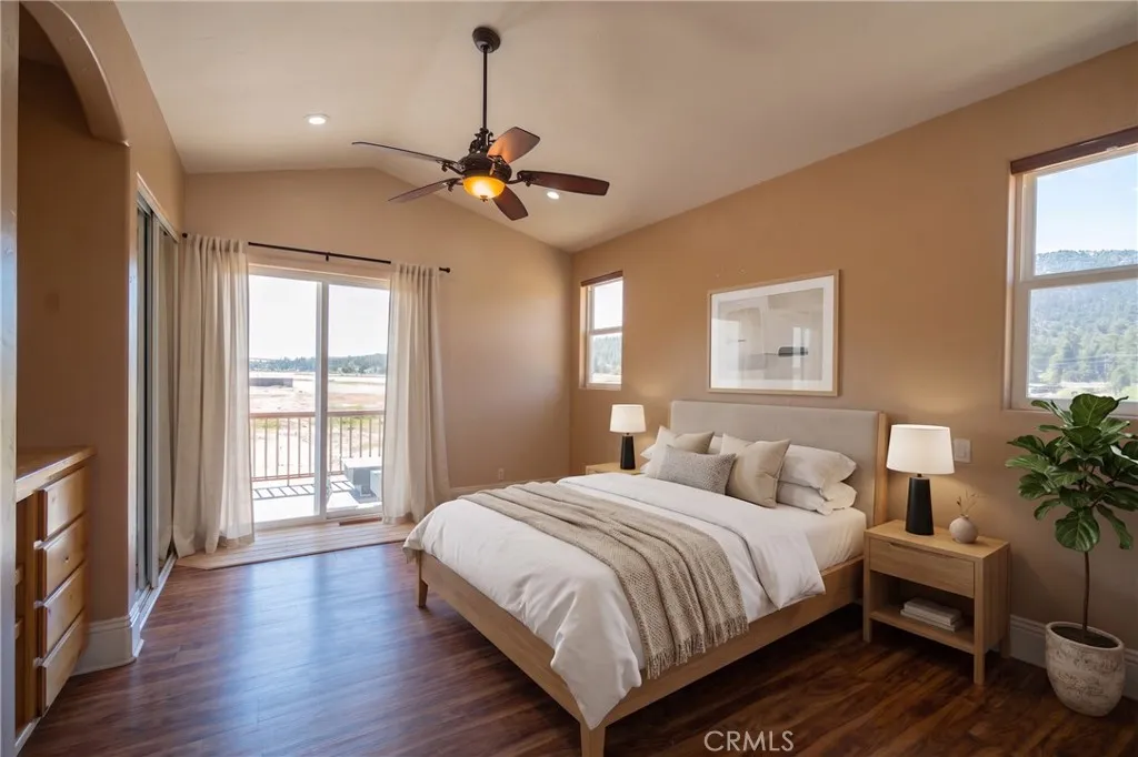 *AI FURNISHED* This photo has been virtually staged to show the potential of the space if decorated with different furniture and decor.