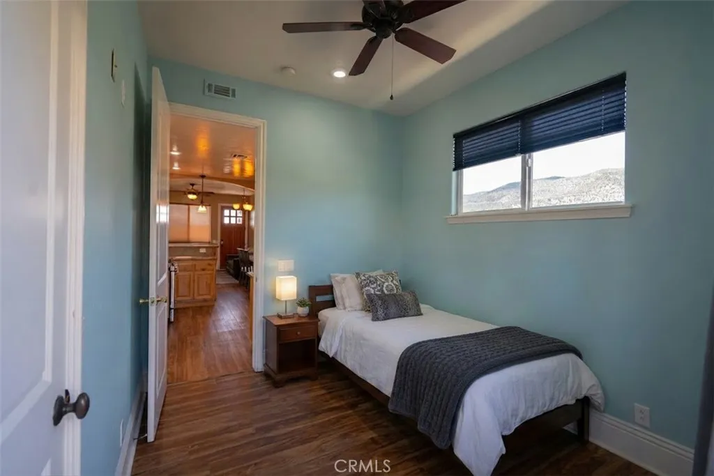 *AI FURNISHED* This photo has been virtually staged to show the potential of the space if utilized as a bedroom.