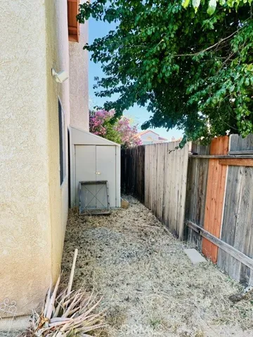 1040 Marigold, Palmdale, California 93551