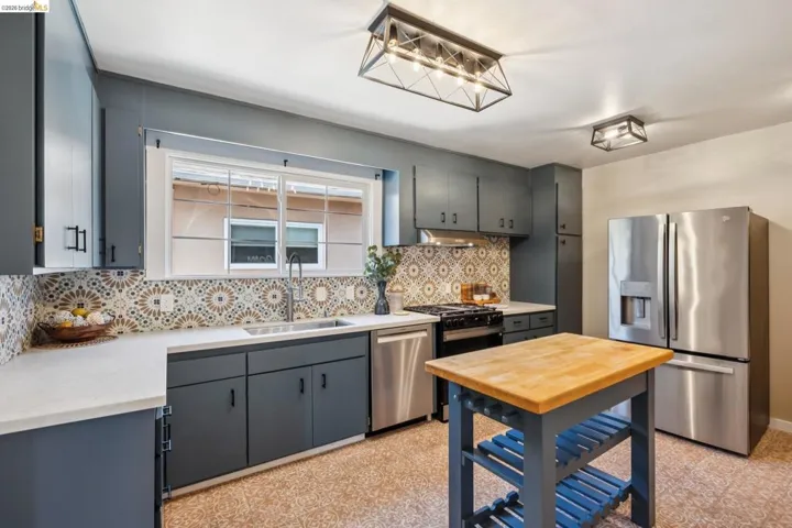 2817 Stanton St, Berkeley, California 94702
