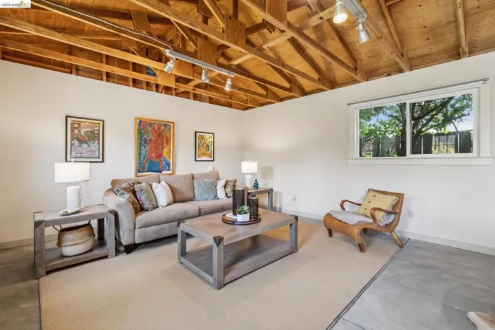 2817 Stanton St, Berkeley, California 94702