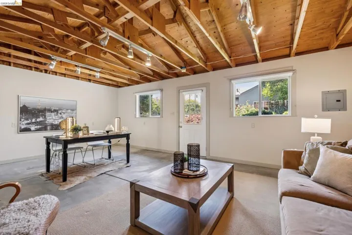 2817 Stanton St, Berkeley, California 94702
